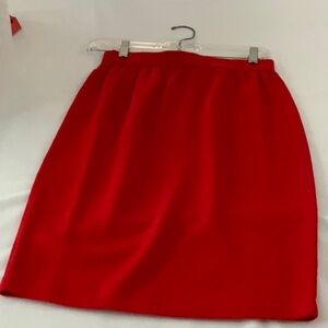 St. John red knit 24’ length skirt size 4